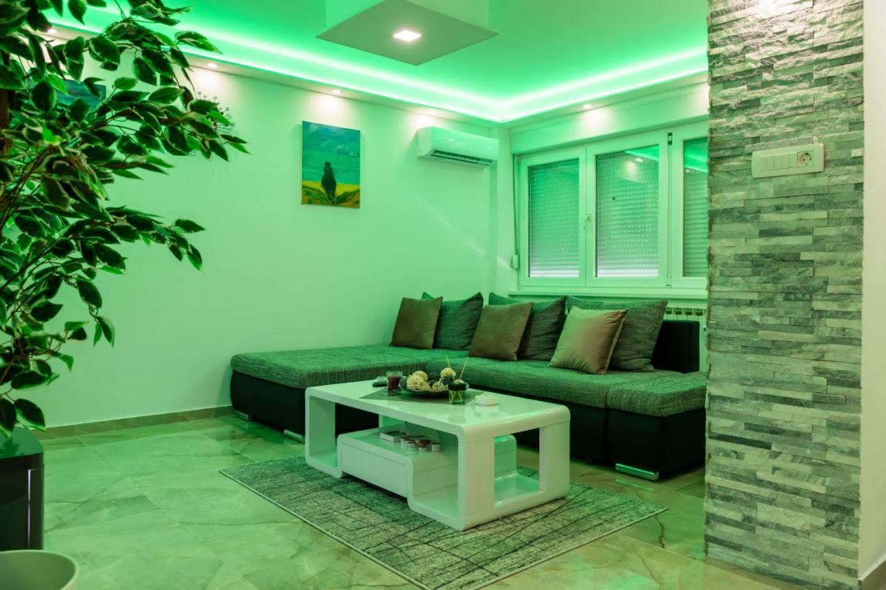Rayyan Apartment ซาเกร็บ ภายนอก รูปภาพ